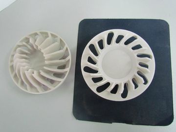 Chiny White Back POM Plastic Gear CNC Plastic Machining Hardware Parts dostawca